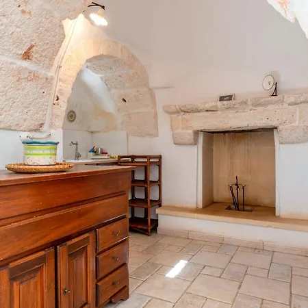 Trullo Giovanni Holiday home *